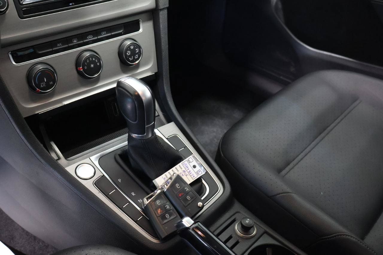 Used 2015 Volkswagen Golf TDI SEL FWD image 21