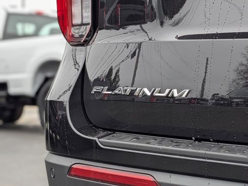 New 2026 Ford Explorer Platinum image 12