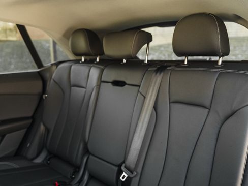 Used 2023 Audi Q8 Premium w/ Convenience Package image 25