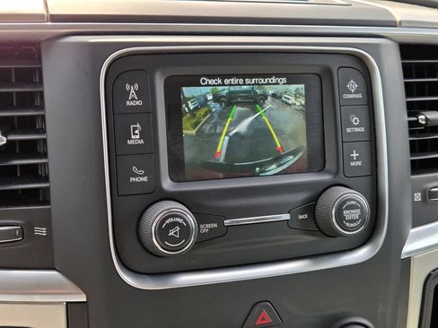 Used 2019 RAM 1500 Classic SLT AWD/4WD image 25
