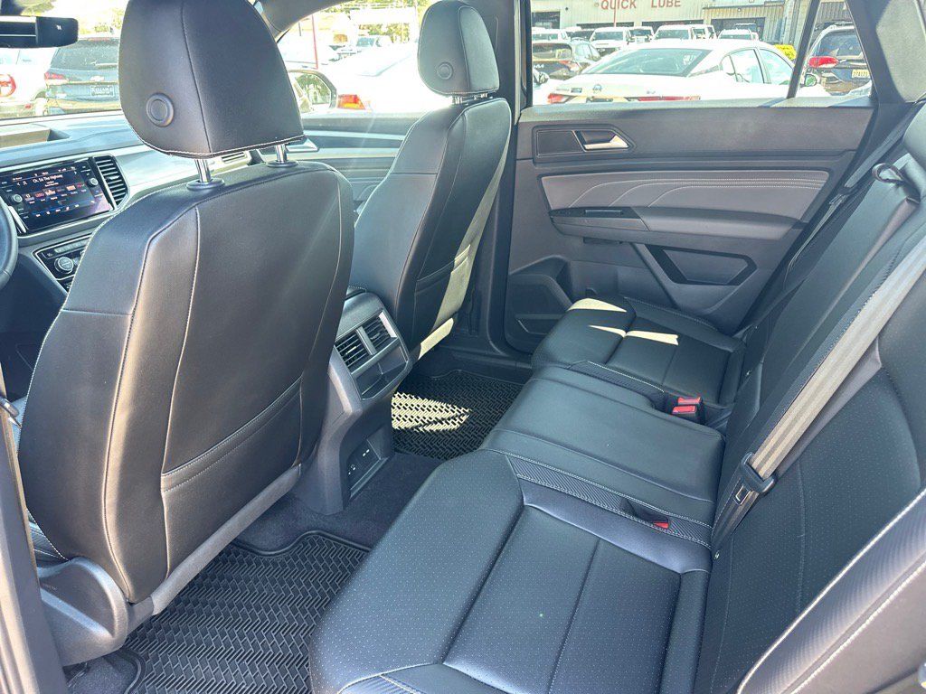 Used 2021 Volkswagen Atlas Cross Sport SEL AWD/4WD image 10