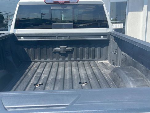 Used 2021 Chevrolet Silverado 2500 LTZ w/ LTZ Premium Package image 9