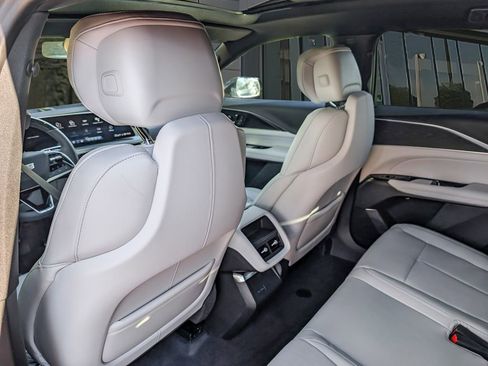 New 2026 Cadillac Lyriq Sport image 12