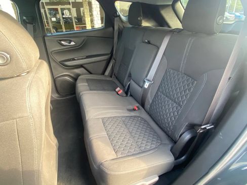 Used 2019 Chevrolet Blazer LT FWD image 36