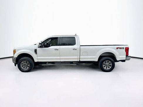 Certified 2017 Ford F250 Lariat w/ Chrome Package image 5