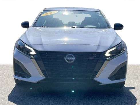 Used 2025 Nissan Altima 2.5 SR image 30