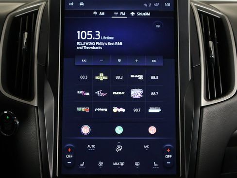 Used 2024 Ford Edge SEL image 34