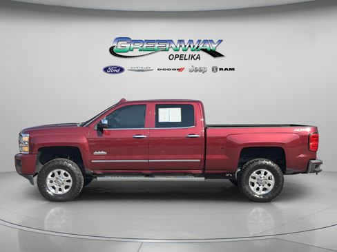 Used 2015 Chevrolet Silverado 2500 High Country w/ Duramax Plus Package AWD/4WD image 4