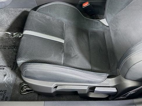 Certified 2025 Toyota GR86 Premium RWD image 18