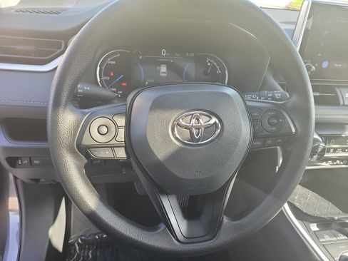 Certified 2025 Toyota RAV4 XLE w/ Convenience Package AWD/4WD image 27