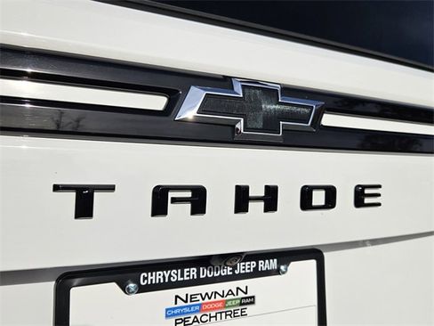 Used 2024 Chevrolet Tahoe Z71 w/ Off-Road Capability Package image 7