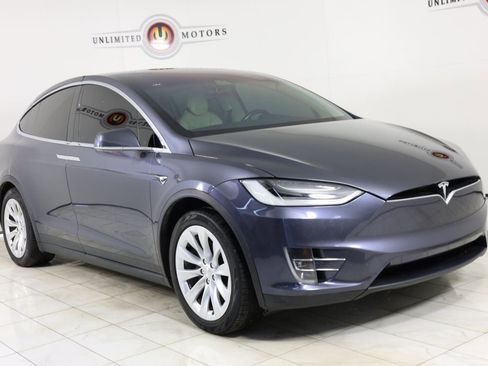 Used 2017 Tesla Model X 75D AWD/4WD image 15