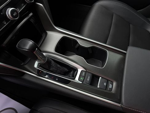 Used 2022 Honda Accord Sport image 18