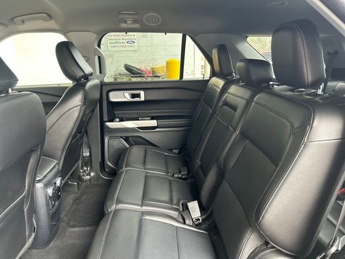 Used 2021 Ford Explorer Limited w/ Equipment Group 301A image 13