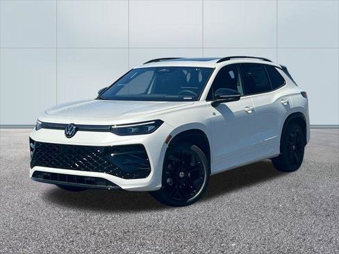 New 2026 Volkswagen Tiguan SE R-Line FWD image 1