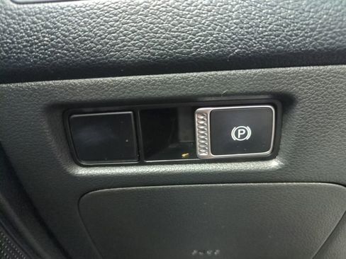 Used 2021 Hyundai Santa Fe SE image 25