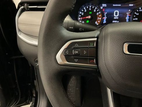 Used 2025 Jeep Compass Limited AWD/4WD image 12