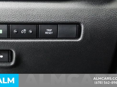 Used 2025 Nissan Sentra S image 34