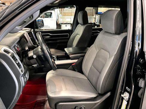 Used 2023 RAM 1500 Big Horn AWD/4WD image 10