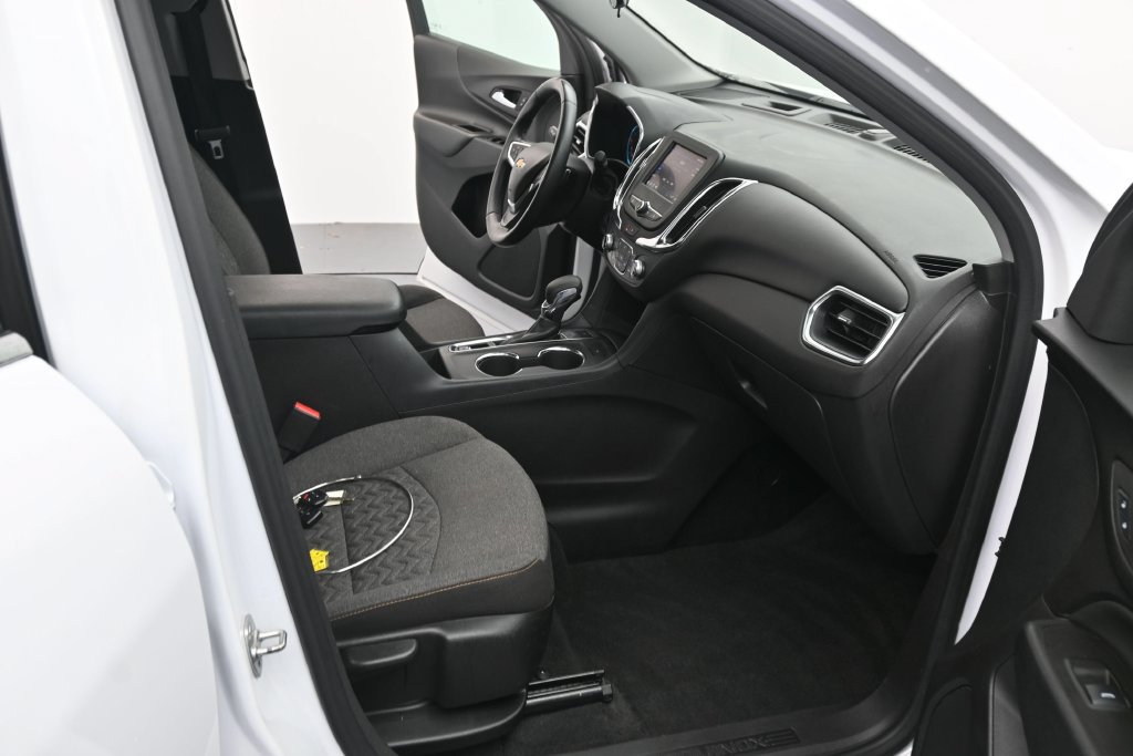 Used 2024 Chevrolet Equinox LT AWD/4WD image 19