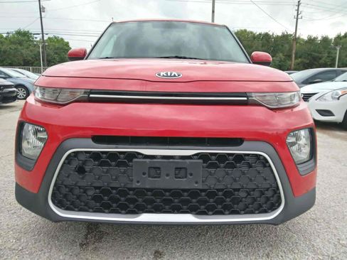 Used 2021 Kia Soul LX image 2