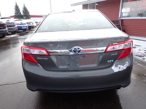 Used 2013 Toyota Camry XLE w/ Leather Pkg image 5