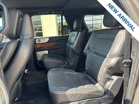Used 2023 Lincoln Navigator L Black Label AWD/4WD image 18