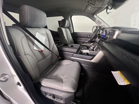 Used 2024 Toyota Tundra SR5 w/ SR5 Premium Package image 30