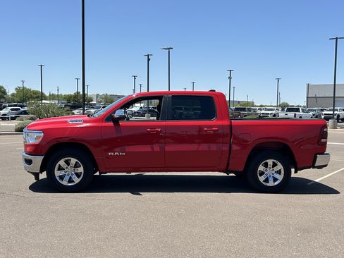 Used 2024 RAM 1500 Laramie AWD/4WD image 2