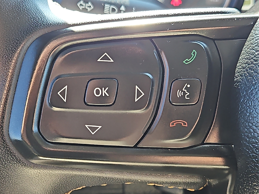 Used 2024 Jeep Gladiator Sport AWD/4WD image 23