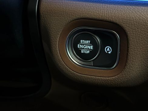 New 2026 Mercedes-Benz GLS 450 4MATIC image 23