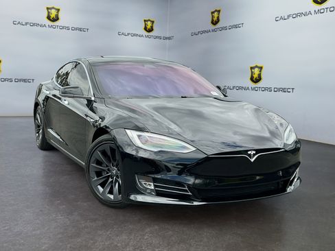 Used 2020 Tesla Model S Long Range AWD/4WD image 3