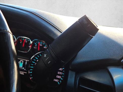 Used 2018 Chevrolet Tahoe LT image 15