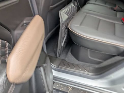 Used 2023 GMC Canyon Denali AWD/4WD image 13