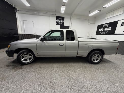 Used 2000 Toyota Tacoma 2WD Xtracab image 7