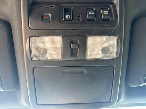 Used 2021 Nissan Titan PRO-4X w/ Pro-4x Convenience Package AWD/4WD image 20