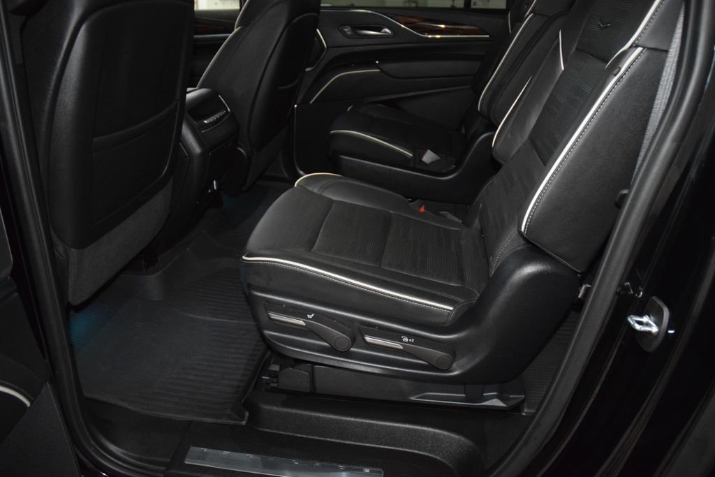Used 2024 Cadillac Escalade ESV Premium Luxury w/ LPO, Floor Liner Package AWD/4WD image 45