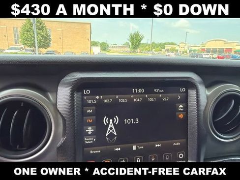 Used 2023 Jeep Wrangler Unlimited w/ Cold Weather Group AWD/4WD image 22