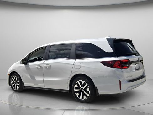 Used 2025 Honda Odyssey EX-L image 8