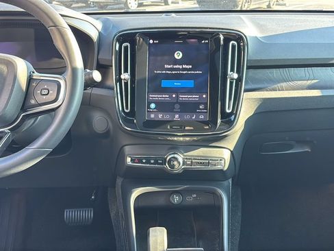 Certified 2023 Volvo C40 P8 Recharge Plus w/ Climate Package AWD/4WD image 6