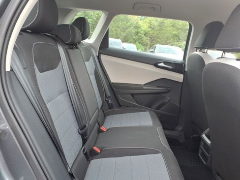 Certified 2025 Volkswagen Taos S AWD/4WD image 12