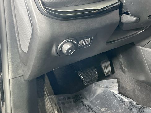 Used 2022 Jeep Compass Trailhawk AWD/4WD image 10