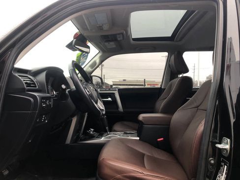 Used 2023 Toyota 4Runner Limited image 30