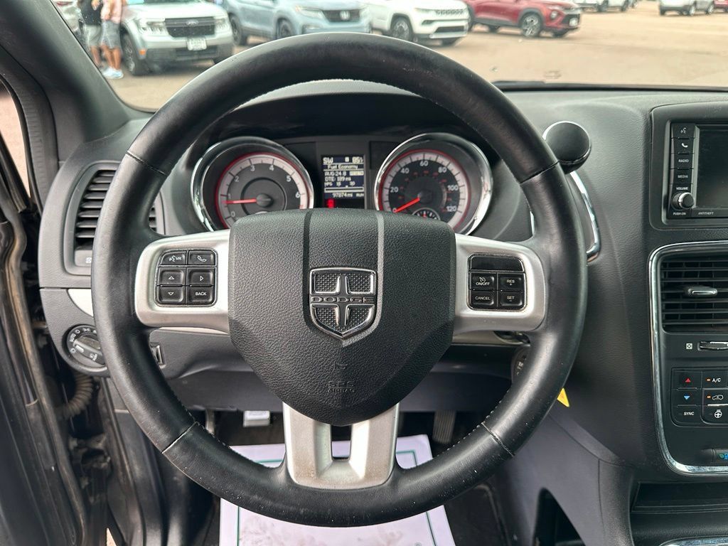 Used 2017 Dodge Grand Caravan GT FWD image 14
