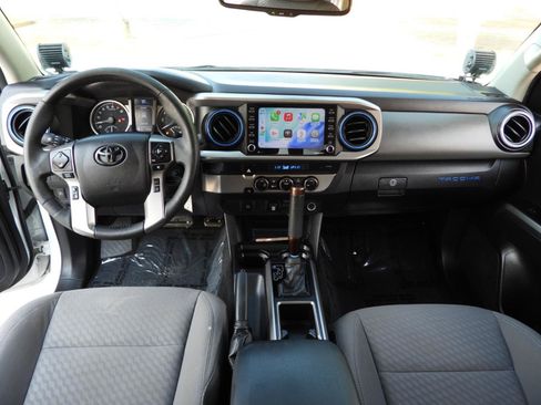 Used 2021 Toyota Tacoma SR5 RWD image 53