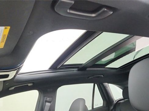 Used 2025 Mercedes-Benz GLC 300 image 53