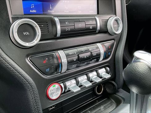 Used 2022 Ford Mustang Premium image 32