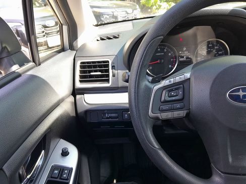 Used 2015 Subaru Crosstrek 2.0i Premium AWD/4WD image 17