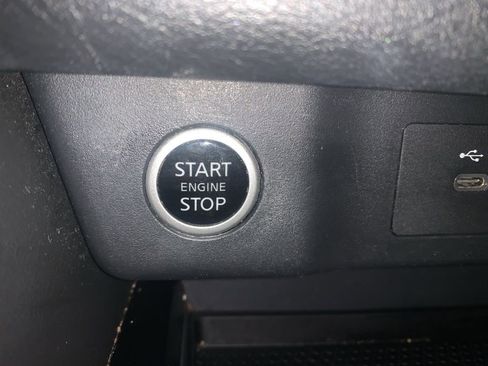 Used 2021 Nissan Rogue SL image 23