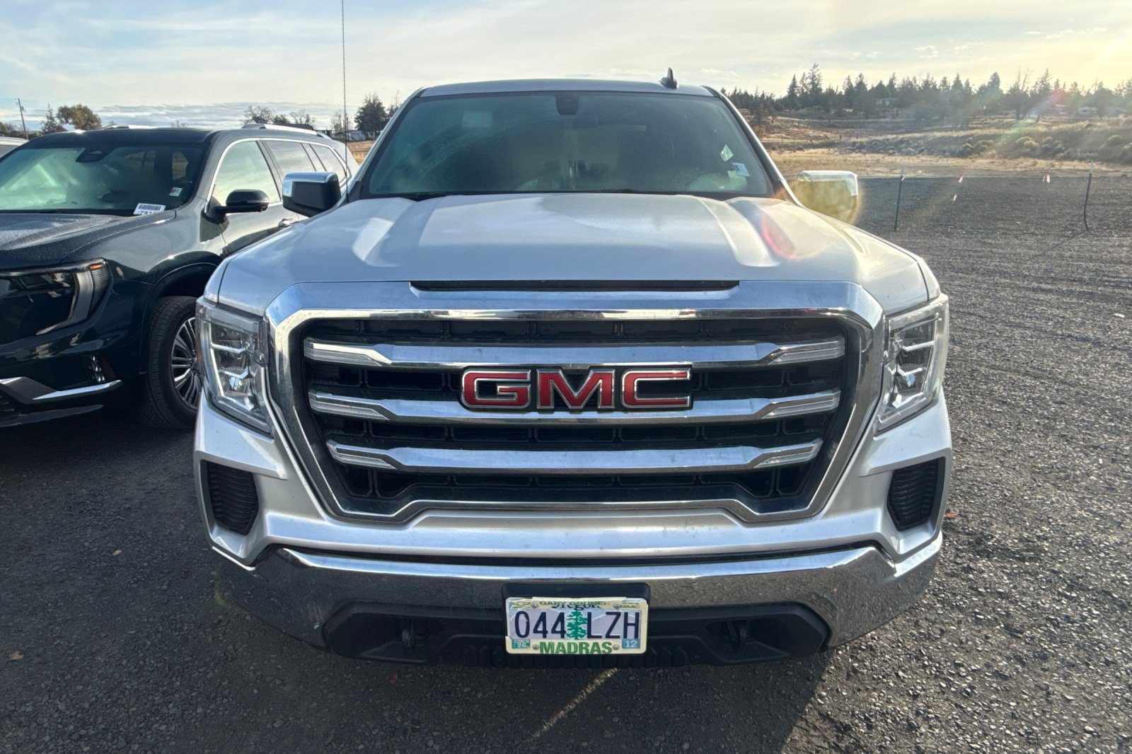 Used 2021 GMC Sierra 1500 SLE AWD/4WD image 2